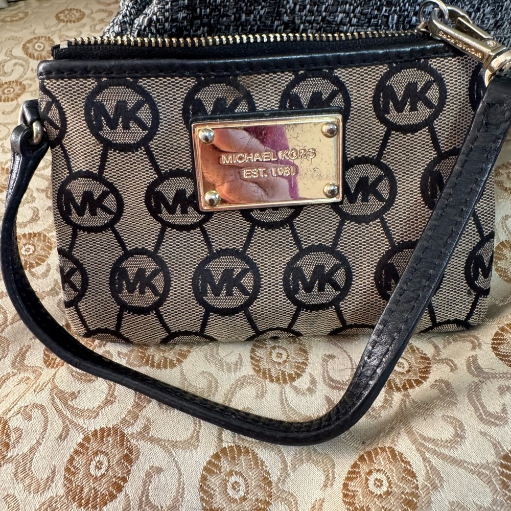 Michael Kors Black and Cream Logo Wristlet